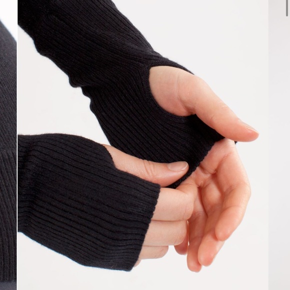 Lululemon Yin Me Pullover - Picture 4 of 4